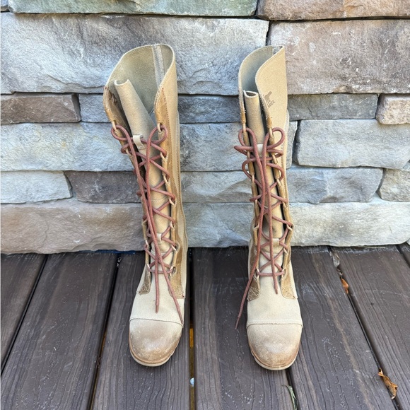 Sorel Beige Lace-Up Boots. Cate the great - Picture 1 of 11
